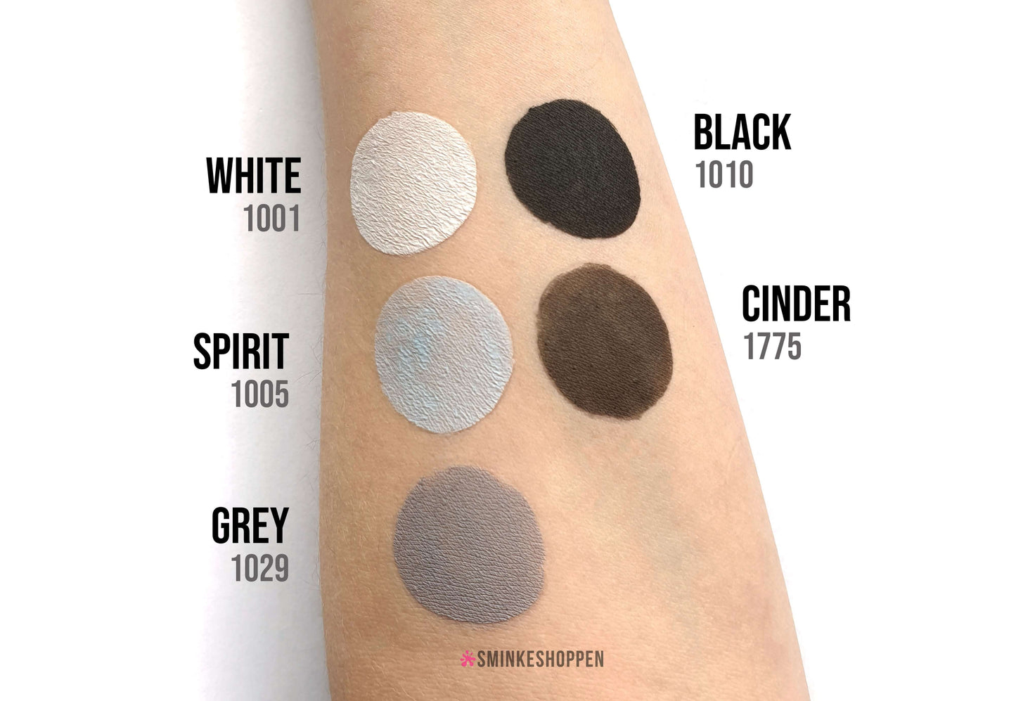 Test på hud af Diamond FX vandbaseret og ansigtsmaling sminke hvid